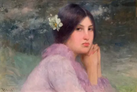 امرأة