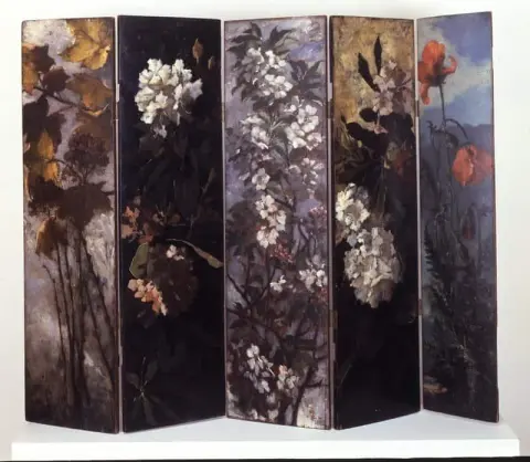 Tela dobrável com folhagem de outono, flores de maçã, rododendros e papoulas 1882