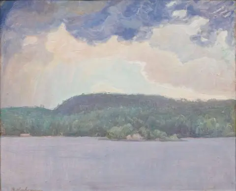 Nuvens sobre o lago