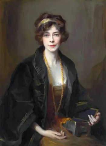 杜罗尼侯爵夫人的肖像Lilian Maud Glen Coats 后来第五代惠灵顿公爵夫人半身裙 1922 年