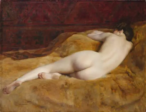 Naked Lying 3
