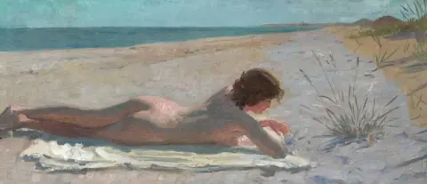 Skagen Sonderstrand 的年轻女子