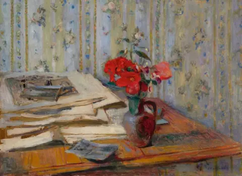 Maceta de flores y papeles, 1904