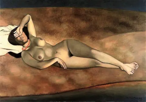 Naked Woman Layed In The Arena - 1908