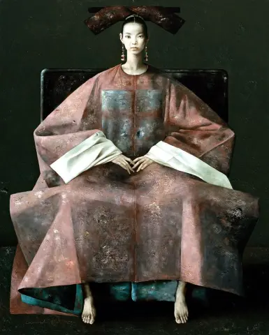 《穿紫衣的女人》